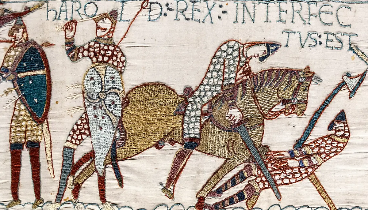 Scene from the Bayeux Tapestry showing Norman horsemen and the death of King Harold